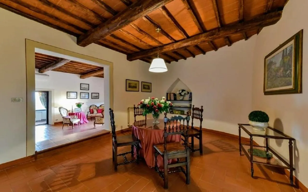 Elegant Villa Wing Of Castello Di Cacchiano By Vacavilla Monti di Sotto